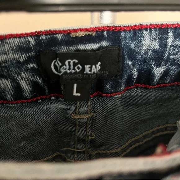 High Waist Distressed Jean Shorts Size: L - Picture 3 of 3